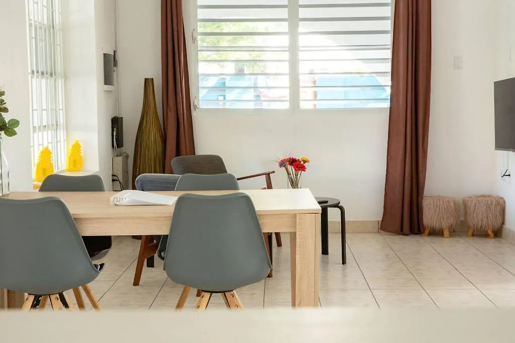 Indigo House - Centrally Located With Private Pool Willemstad